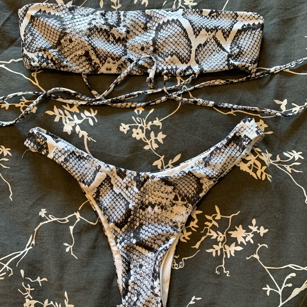 Zaful Snake Print Bikini